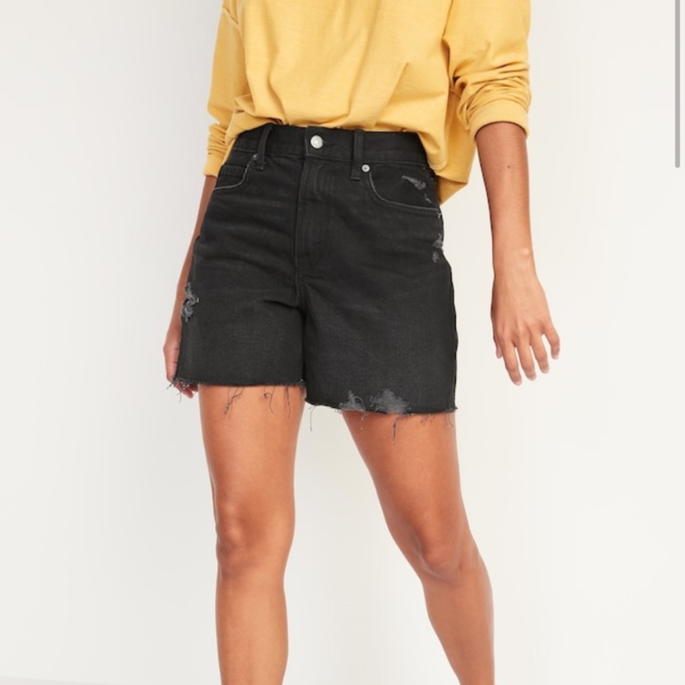 *NWT* | Old Navy | High-Waisted Slouchy Straight Black Jean Shorts | Size 12